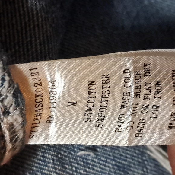 Sadie & Sage Embroidered Distressed Raw Hem Denim Midi Skirt Size M Boho Festiva - Picture 9 of 10